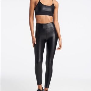 Koral Lustrous High Rise Leggings in Black Small